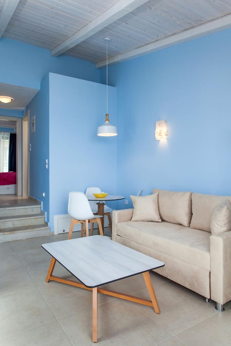 Elpiniki Luxury Apartments เนอาโปติไดอา ภายนอก รูปภาพ