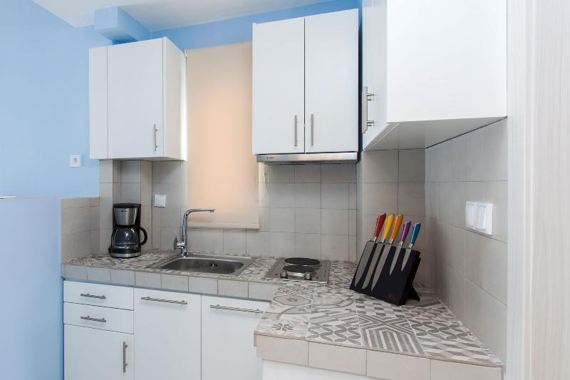Elpiniki Luxury Apartments เนอาโปติไดอา ภายนอก รูปภาพ
