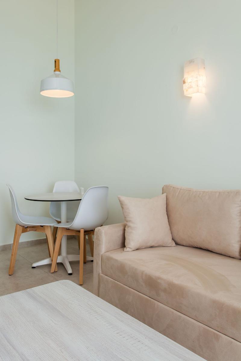 Elpiniki Luxury Apartments เนอาโปติไดอา ภายนอก รูปภาพ